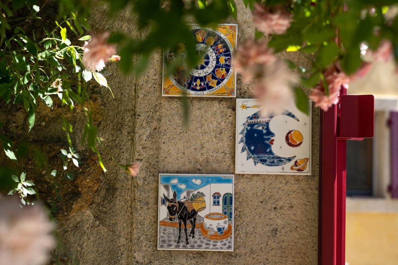 Une Chambre En Luberon Puyvert Exterior foto